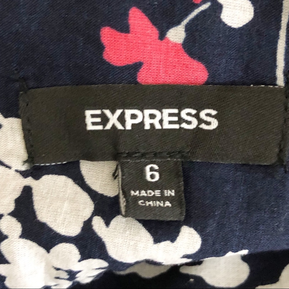 Express Ruffle Mini - Picture 3 of 4